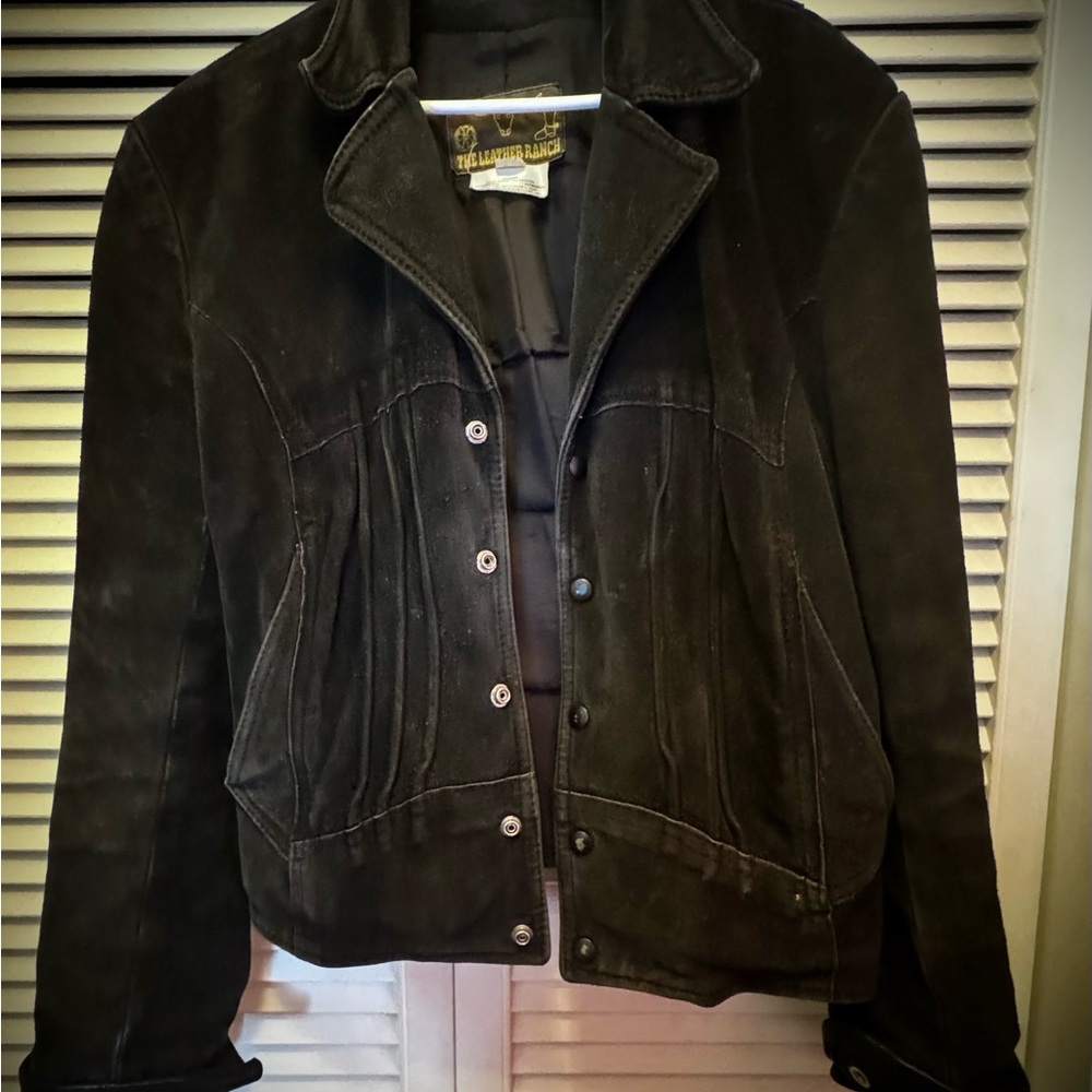 Men’s Black suede leather jacket from the 80’s